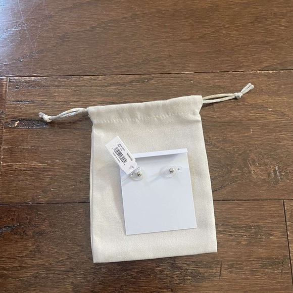 Kendra Scott-Jolie Stud Dichroic glass/silver earrings-NWT - Picture 6 of 10